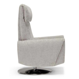 Poltrona Muna — vista lateral